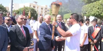 جامعة الفيوم تستقبل شعلة أسبوع شباب الجامعات والمعاهد العليا الـ 14