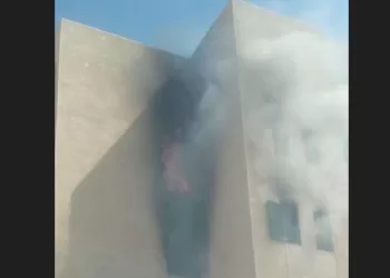حريق هائل يلتهم 3 وحدات سكنية بمدينة العاشر من رمضان