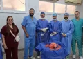 فريق طبي بجامعة أسيوط ينجح في استئصال ورم نادر خلف البريتون لـ«ثمانيني» يزن 10 كجم 19 - جريدة الجمهورية فريق طبي بجامعة أسيوط ينجح في استئصال ورم نادر خلف البريتون لـ«ثمانيني» يزن 10 كجم