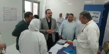 قافلة «فيوم الخير».. بقرية بريشة توقع الكشف الطبي على 934