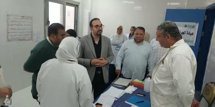 قافلة «فيوم الخير».. بقرية بريشة توقع الكشف الطبي على 934