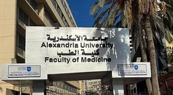 طب الإسكندرية تنظم قافلة لعلاج المقيمين في دار المسنين بالعجمي