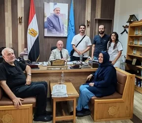 بعد 45 عامًا.. طالب تركي يعود إلى مدينة البعوث الإسلامية بصحبة أسرته