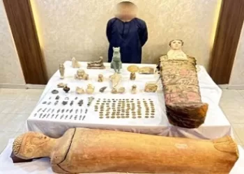 الداخلية تدمر مخططات «مافيا» لصوص التاريخ.. ضبط شقي خطر بـ151 قطعة أثرية من أعمال التنقيب بجبل المنيا