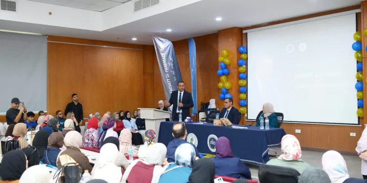 رئيس جامعة المنصورة الأهلية يتفقد انتظام الدراسة ويؤكد جاهزية الكليات والمنشآت التعليمية