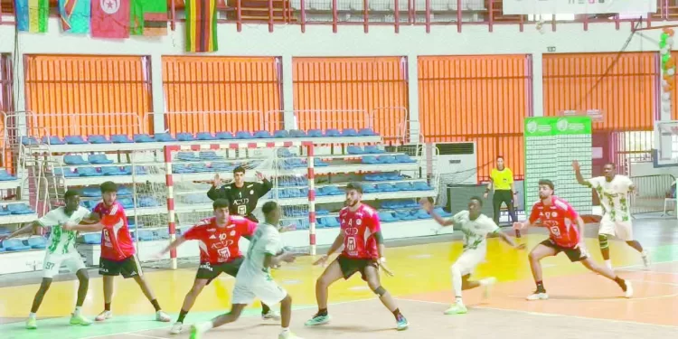 ناشئونا يبحثون عن عبور المغرب فى نصف نهائى بطولة إفريقيا لليد 1 - جريدة الجمهورية الجماهير تهاجم شركة الكرة.. و«عبد الحميد» : اسم الزمالك ليس للبيع