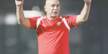 الجماهير تهاجم شركة الكرة.. و«عبد الحميد» : اسم الزمالك ليس للبيع
