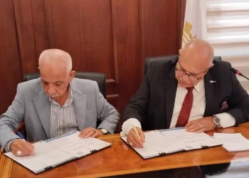«عمال مصر» و«اتحاد الصناعات» يوقعان بروتوكول تعاون لتعزيز الحوار الاجتماعي ودعم الصناعة الوطنية