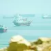 الصراع مستمر.. إيران تتمسك بشروطها لــ  {فتح هرمز}.. وترفع جاهزيتها العسكرية